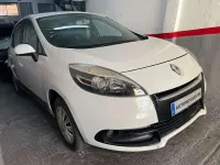 Usado Renault Scénic III 110 CV (80 kW) 2012 Blanco Monovolumen
