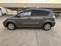 Usado Toyota Corolla Verso Luna 129 CV (94 kW) 2004 Marrón Monovolumen