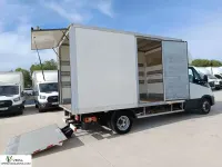 Usado Iveco Daily 159 CV (116 kW) 2021 Blanco Van
