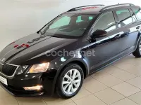 Usado Skoda Octavia Active 115 CV (84 kW) 2020 Negro Familiar