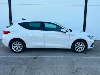 Usado Seat Leon Style 115 CV (84 kW) 2020 Blanco Berlina