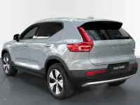 Usado Volvo XC40 Core 163 CV (119 kW) 2025 Gris / plata SUV