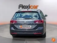 Usado VW Passat R-line 150 CV (110 kW) 2020 Gris Familiar