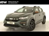 Usado Dacia Sandero Extreme 100 CV (73 kW) 2025 Verde Berlina