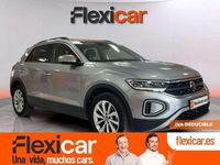 Usado VW T-Roc Life 150 CV (110 kW) 2023 Gris SUV