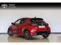 Usado Toyota Yaris Hybrid Plus 116 CV (85 kW) 2022 Rojo Berlina
