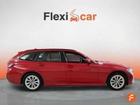 Usado BMW 318 151 CV (111 kW) 2022 Rojo Familiar