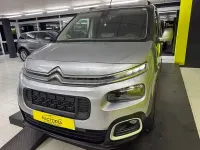 Usado Citroën Berlingo Shine 130 CV (95 kW) 2019 Gris / plata Monovolumen