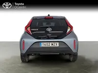 Usado Toyota Aygo X Play 72 CV (52 kW) 2025 Azul SUV