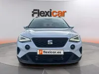 Usado Seat Arona Style 110 CV (80 kW) 2024 Blanco SUV