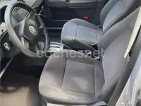 Usado VW Polo Advance 86 CV (63 kW) 2005 Gris / plata Utilitario