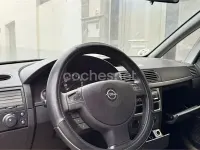 Usado Opel Meriva Enjoy 100 CV (73 kW) 2006 Gris / plata Monovolumen