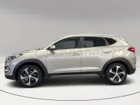 Usado Hyundai Tucson Style 176 CV (129 kW) 2016 Beige SUV
