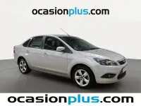 Usado Ford Focus Trend 90 CV (66 kW) 2010 Gris Berlina