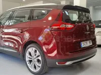 Usado Renault Grand Scénic IV Bose Edition 130 CV (95 kW) 2017 Granate Monovolumen