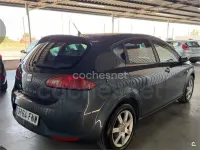 Usado Seat Leon Sport 105 CV (77 kW) 2006 Gris / plata Utilitario