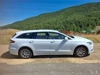 Usado Ford Mondeo Trend 150 CV (110 kW) 2014 Blanco Familiar