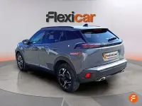 Usado Peugeot 2008 Allure 130 CV (95 kW) 2024 Gris SUV