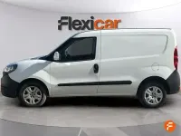 Usado Fiat Doblò Easy 95 CV (69 kW) 2020 Blanco Monovolumen