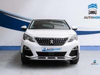 Usado Peugeot 3008 Allure 131 CV (96 kW) 2019 Blanco Monovolumen