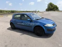 Usado Renault Mégane II Expression 115 CV (84 kW) 2002 Azul Berlina