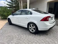 Usado Volvo S60 115 CV (84 kW) 2011 Blanco Berlina