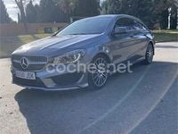 Usado Mercedes CLA220 Shooting Brake AMG line 177 CV (130 kW) 2015 Gris / plata Familiar