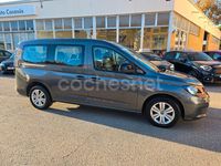 Usado VW Caddy Maxi 122 CV (89 kW) 2023 Gris / plata Monovolumen