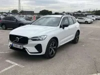 Usado Volvo XC60 R-Design 197 CV (144 kW) 2022 Blanco SUV