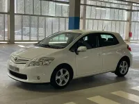 Usado Toyota Auris Active 132 CV (97 kW) 2010 Blanco Utilitario