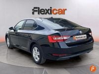Usado Skoda Superb Active 150 HP (110 kW) 2018 Preto Carrinha