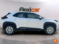 Nuevo Toyota Yaris Cross Active 131 CV (96 kW) 2026 Blanco SUV