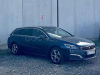 Usado Peugeot 508 SW Allure 165 CV (121 kW) 2017 Azul Familiar