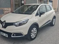 Usado Renault Captur Intens 120 CV (88 kW) 2015 Blanco SUV