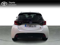 Usado Toyota Yaris Hybrid Style 116 CV (85 kW) 2022 Monovolumen
