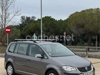 Usado VW Touran Advance 105 CV (77 kW) 2008 Gris / plata Monovolumen
