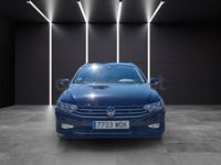Usado VW Passat Executive 150 CV (110 kW) 2023 Negro Familiar
