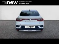 Usado Renault Arkana Zen 94 CV (69 kW) 2021 Blanco SUV