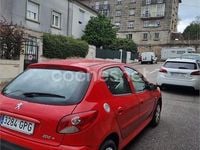 Usado Peugeot 206+ 70 CV (51 kW) 2009 Rojo Utilitario