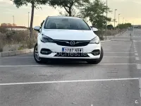 Usado Opel Astra Business Elegance 122 CV (89 kW) 2020 Blanco Familiar