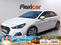 Usado Hyundai i30 120 CV (88 kW) 2019 Negro Utilitario