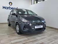 Usado Hyundai i10 67 CV (49 kW) 2021 Gris / plata Utilitario