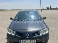 Usado Renault Mégane Expression 115 CV (84 kW) 2006 Negro Berlina