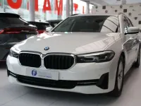 Usado BMW 520 190 CV (139 kW) 2023 Blanco Familiar
