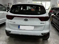 Usado Kia Sportage 115 CV (84 kW) 2021 Blanco SUV