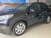 Usado Toyota Aygo X Play 72 CV (52 kW) 2022 Negro SUV
