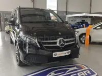 Usado Mercedes V300 Avantgarde 239 CV (175 kW) 2023 Negro Monovolumen
