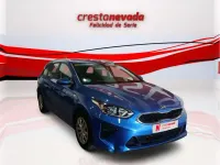 Usado Kia Ceed 120 CV (88 kW) 2020 Azul Utilitario