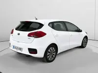Usado Kia Ceed GT Plus 90 CV (66 kW) 2018 Blanco Berlina