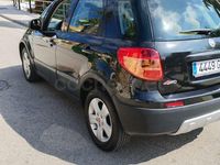 Usado Fiat Sedici Emotion 120 CV (88 kW) 2008 Negro SUV